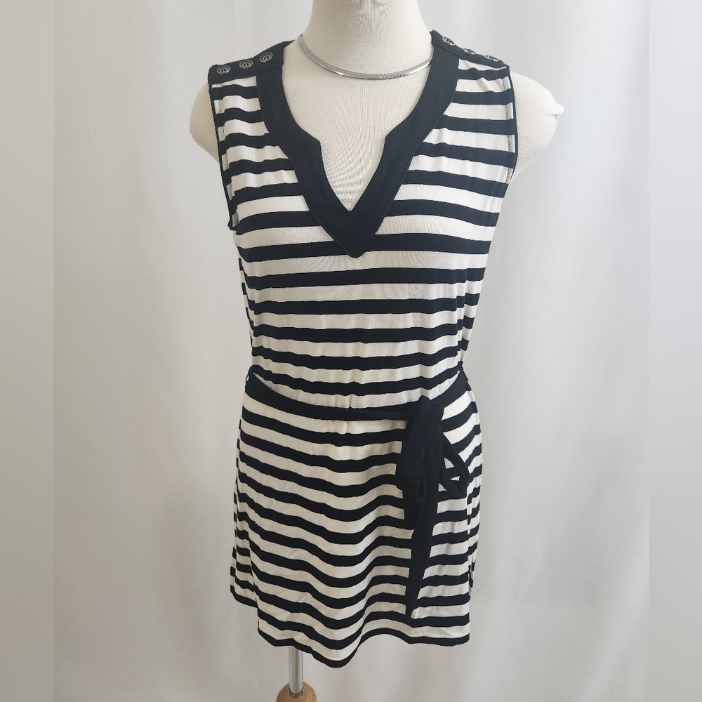 White House|Black Market Top